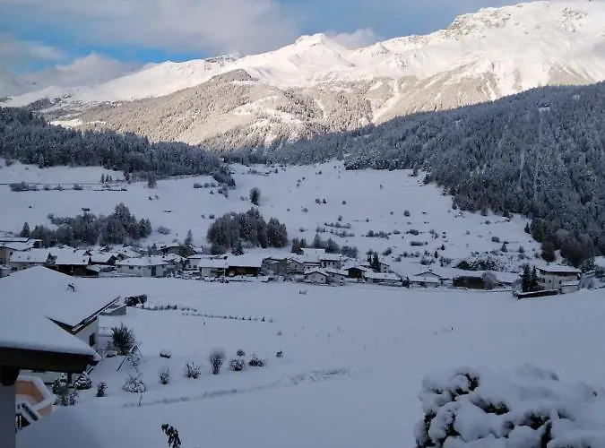 Haus Vlcek Daire Nauders